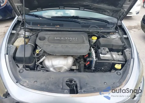 2015 Dodge Dart Sxt z USA, uszkodzony, nr VIN 1C3CDFBB2FD181563